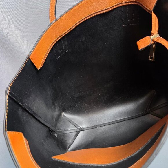 Tote Bag Faux Leather Large Size Caramel & Black NWOT Roomy Versatile - Picture 7 of 11